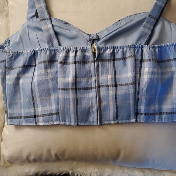 CROP BRA TOP BY HESPERUS SIZE LARGE PLAID BLUE VERY SEXY AND STYLISH 💙 NWOT - Picture 6 of 7